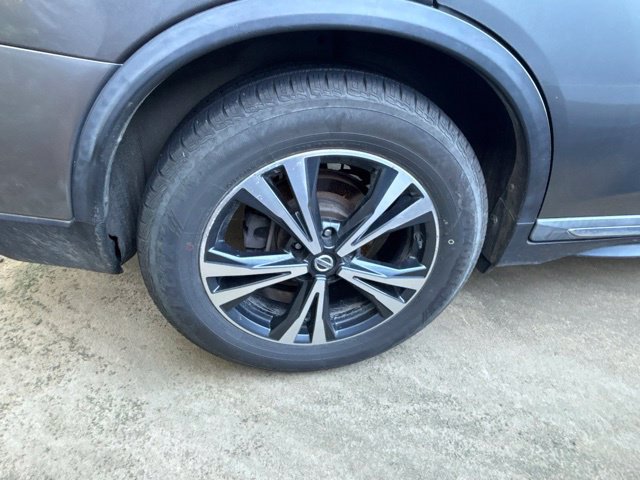 Used 2018 Nissan Rogue SL FWD image 8
