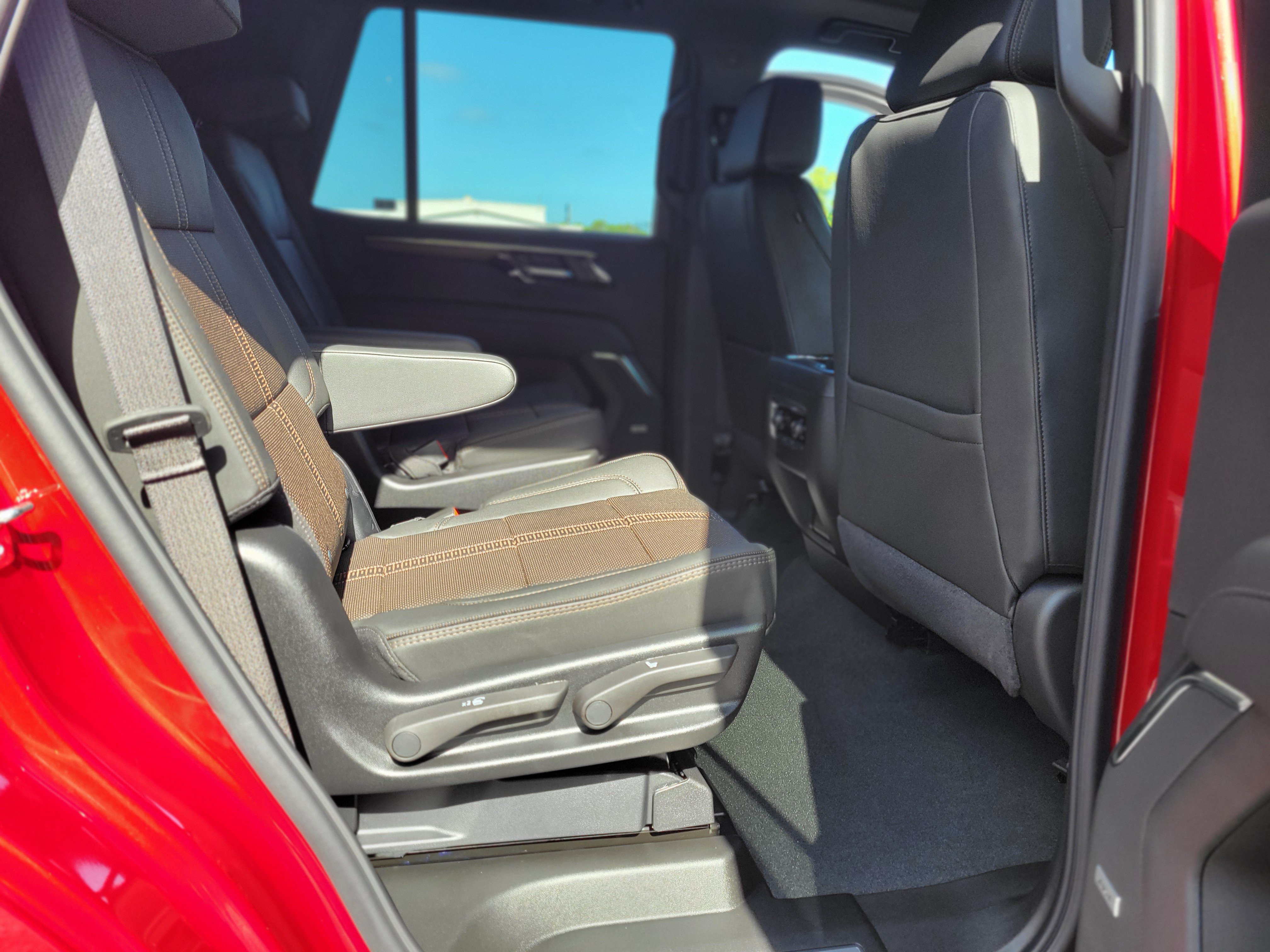 New 2026 Chevrolet Tahoe High Country RWD image 35