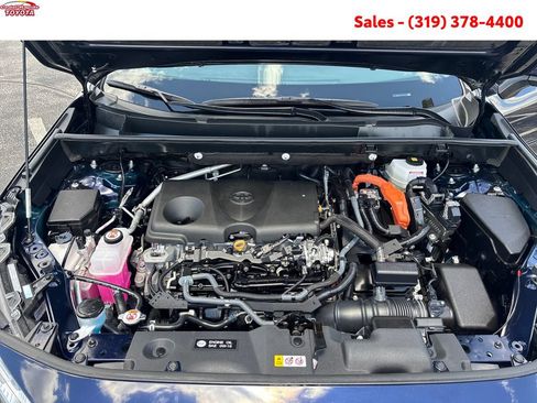 Certified 2023 Toyota RAV4 XLE Premium AWD/4WD image 21