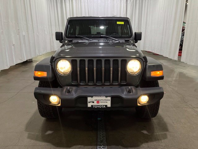 Used 2019 Jeep Wrangler Unlimited Sport w/ Technology Group AWD/4WD image 9