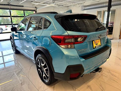 Used 2022 Subaru Crosstrek Hybrid w/ Moonroof Package w/Navigation AWD/4WD image 7