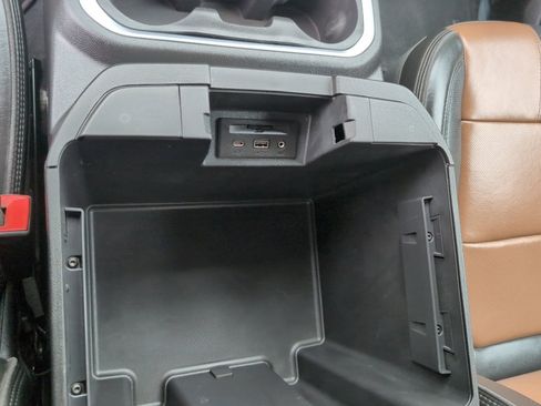 Used 2023 Chevrolet Silverado 2500 High Country image 16