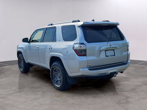 Used 2020 Toyota 4Runner SR5 Premium w/ TRD Performance Package AWD/4WD image 29