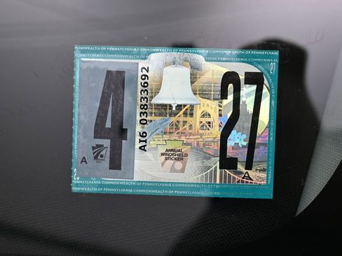 Used 2019 Tesla Model 3 Standard Range Plus image 9