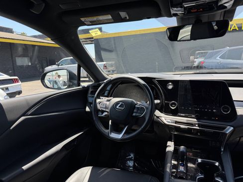 Used 2024 Lexus RX 350 FWD w/ Technology Package image 19