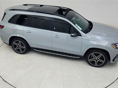 Used 2025 Mercedes-Benz GLS 450 GLS 450 image 82