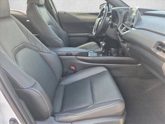 Used 2024 Lexus UX 250h F Sport FWD image 17