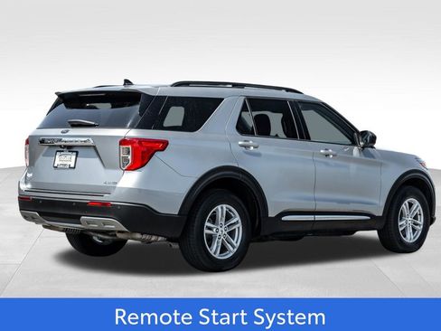 Used 2022 Ford Explorer XLT w/ Equipment Group 202A AWD/4WD image 7