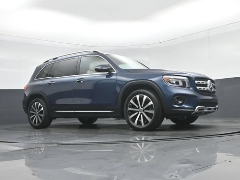 Used 2022 Mercedes-Benz GLB 250 4MATIC image 66