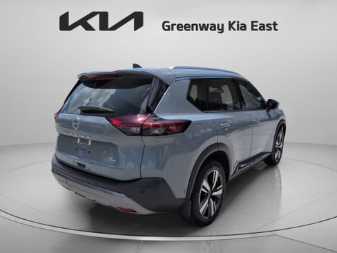 Used 2023 Nissan Rogue SL w/ SL Premium Package FWD image 6