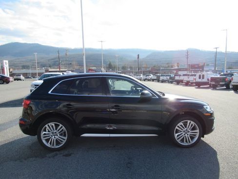 Used 2018 Audi Q5 2.0T Premium Plus w/ Premium Plus Package image 2