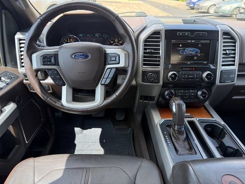 Used 2015 Ford F150 King Ranch w/ Equipment Group 601A Luxury AWD/4WD image 27