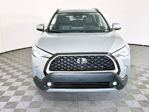 Used 2023 Toyota Corolla Cross XLE FWD image 8
