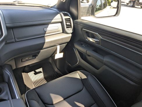 New 2026 RAM 1500 Laramie AWD/4WD image 16