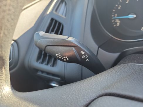 Used 2016 Ford Focus SE image 29