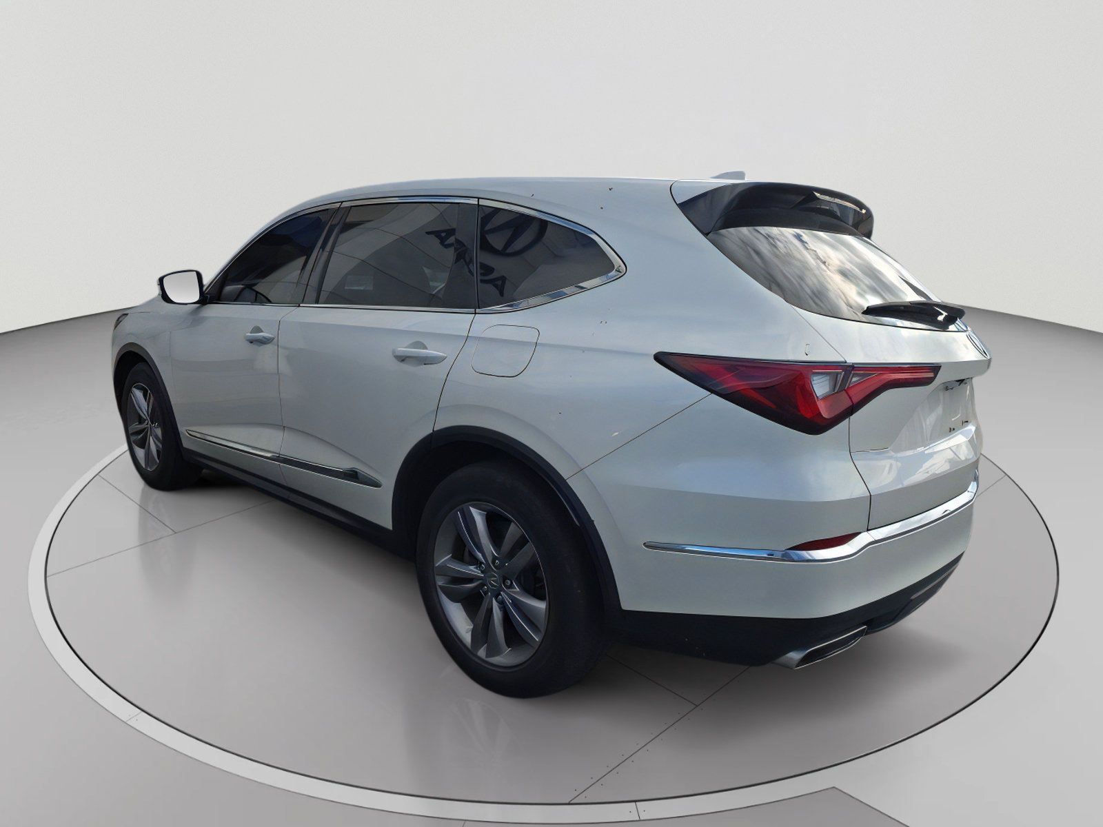 Used 2023 Acura MDX SH-AWD image 2