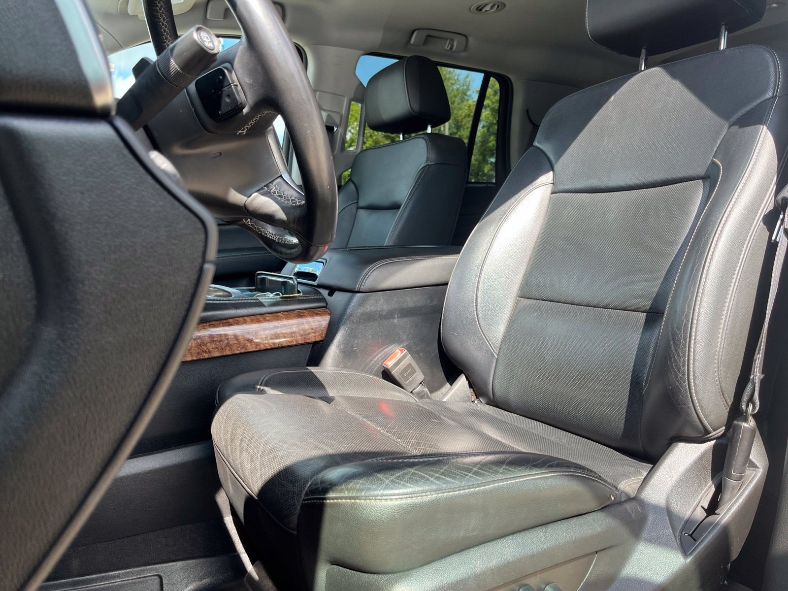 Used 2019 Chevrolet Tahoe Premier RWD image 8