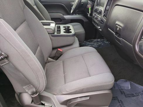 Used 2018 Chevrolet Silverado 1500 LT w/ All Star Edition image 19