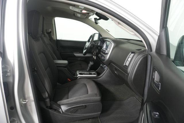 Used 2018 Chevrolet Colorado LT w/ Redline Special Edition AWD/4WD image 28