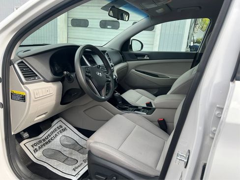 Used 2018 Hyundai Tucson SEL AWD/4WD image 11