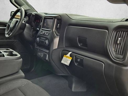 Certified 2025 Chevrolet Silverado 1500 Custom image 21