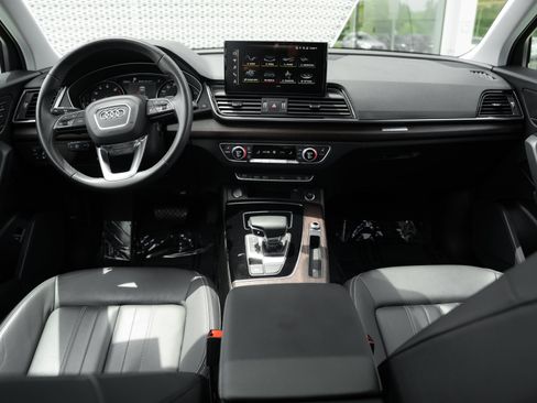 Certified 2023 Audi Q5 2.0T Premium w/ Convenience Package AWD/4WD image 8