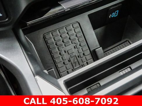Used 2023 Ford F550 4x4 Crew Cab Super Duty image 52