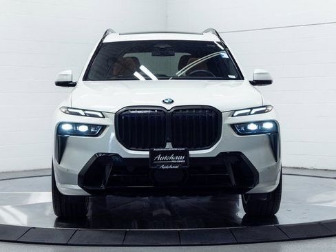 Certified 2023 BMW X7 xDrive40i w/ M Sport Package image 5