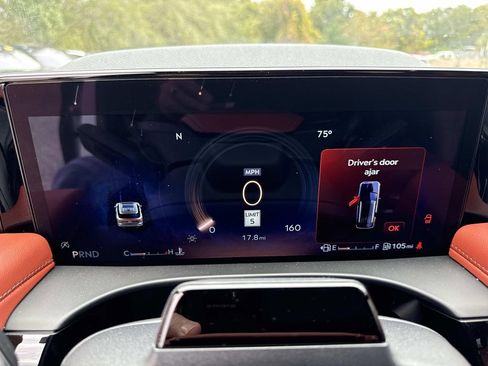 New 2025 Lincoln Aviator Reserve image 28