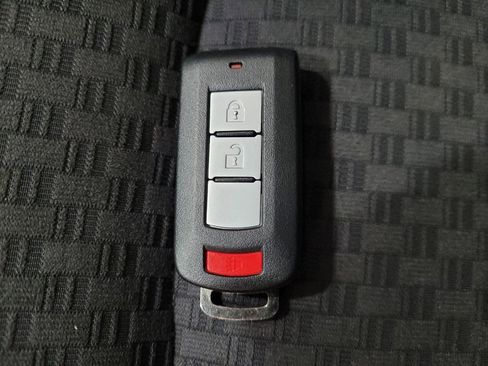 Used 2018 Mitsubishi Mirage GT image 32