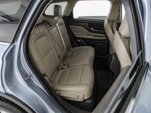Used 2022 Lincoln Corsair FWD image 29