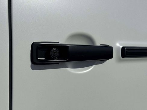 New 2026 Mercedes-Benz G 63 AMG 4MATIC image 17