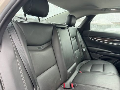 Used 2016 Cadillac XTS Luxury AWD/4WD image 4