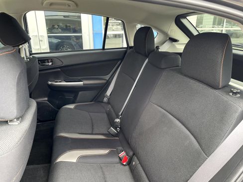 Used 2017 Subaru Crosstrek 2.0i Premium image 10