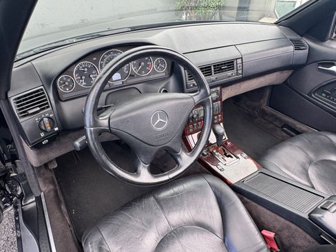 Used 2001 Mercedes-Benz SL 500 image 24