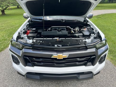 Used 2025 Chevrolet Colorado LT w/ Advanced Trailering Package RWD image 26
