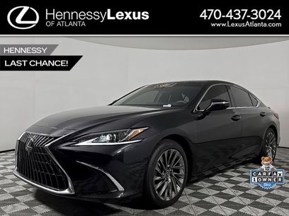 Used 2025 Lexus ES 300h w/ Luxury Package