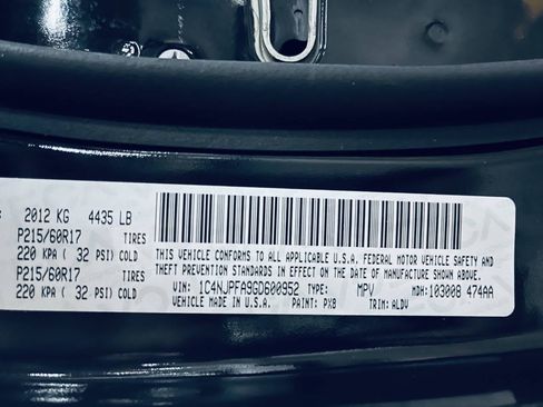 Used 2016 Jeep Patriot High Altitude FWD image 40