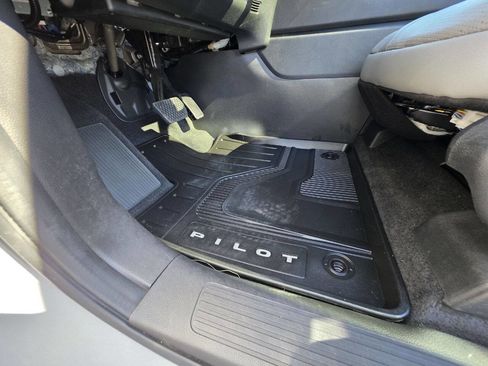 Used 2023 Honda Pilot Elite image 13