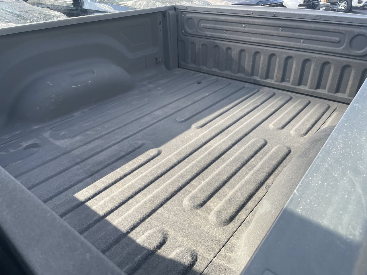 Used 2018 RAM 1500 Express AWD/4WD image 38