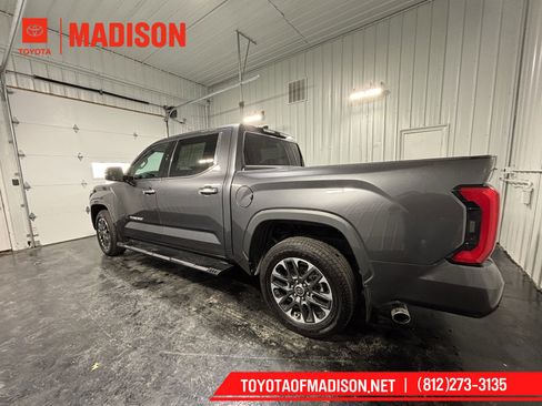 Used 2022 Toyota Tundra Limited image 3