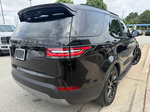 Used 2017 Land Rover Discovery HSE Luxury AWD/4WD image 5