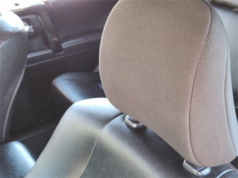 Certified 2020 Toyota 4Runner TRD Off-Road Premium image 11