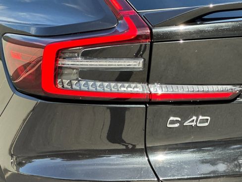 Used 2023 Volvo C40 P8 Recharge Ultimate AWD/4WD image 33