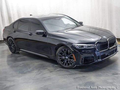 Used 2022 BMW 750i xDrive w/ Executive Package AWD/4WD image 5