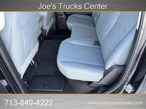 Used 2017 RAM 3500 Tradesman w/ Chrome Appearance Group image 28
