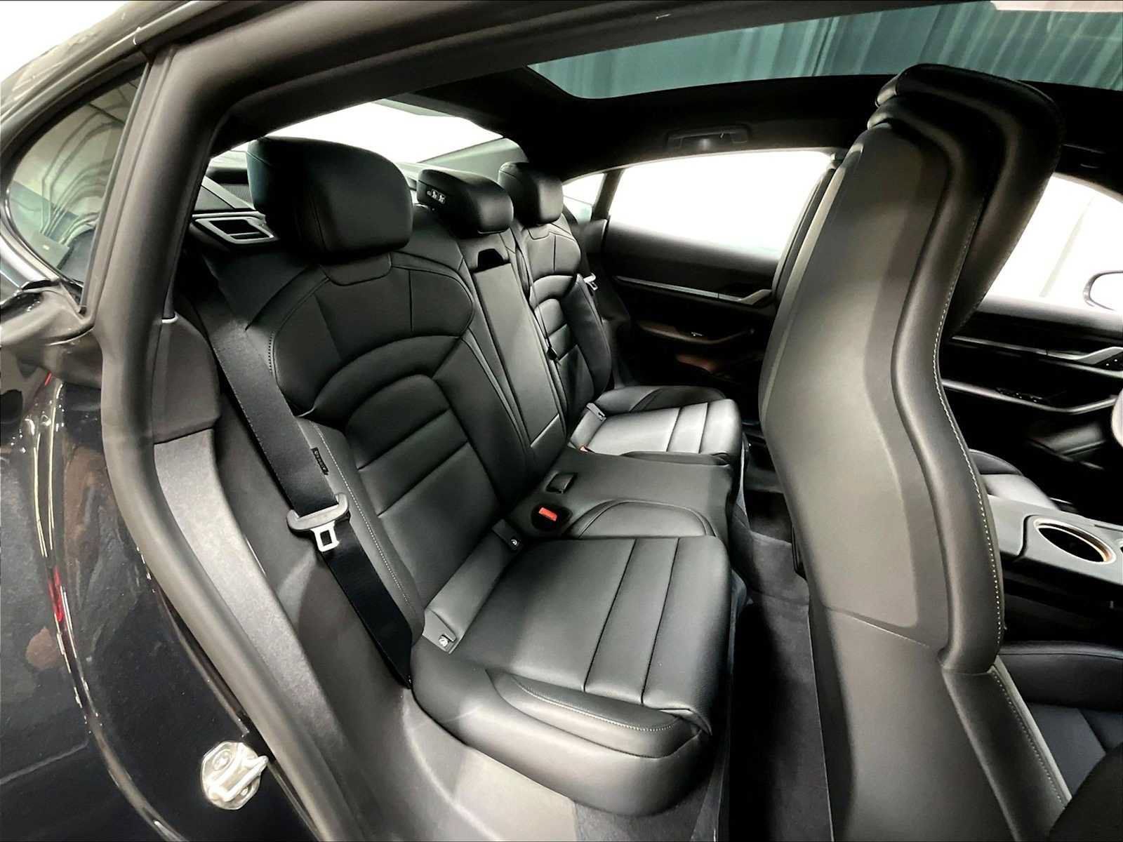 Used 2026 Porsche Taycan RWD image 31