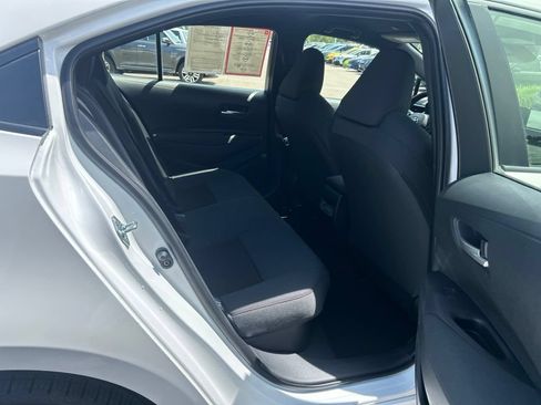 Used 2026 Toyota Corolla SE FWD image 17