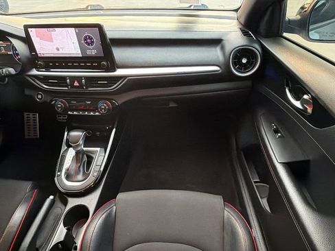 Used 2022 Kia Forte GT image 30