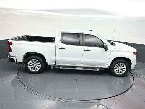 Used 2022 Chevrolet Silverado 1500 Custom RWD image 21